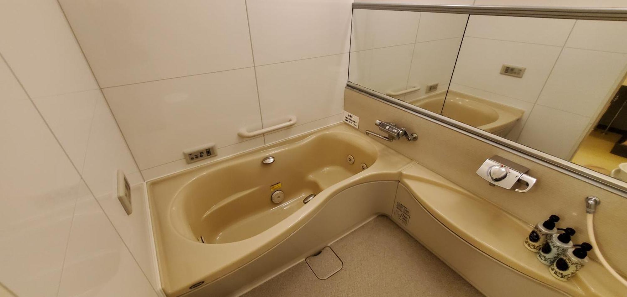 Hotel Golf Tsunashima (Adults Only) Yokohama  Eksteriør billede